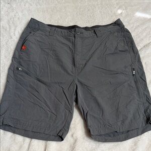 Men's Charcoal Hybrid Outdoor Shorts - Lightweight Performance